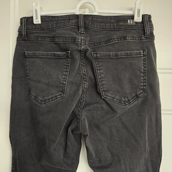 Women's Kut from the Kloth Black Denim Skinny Jeans Fray Ankles | Size 6 Petite - Picture 6 of 8